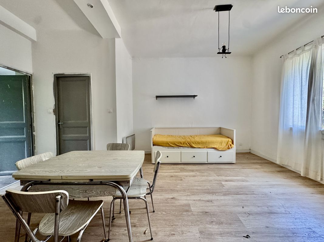 Appartement 3 pièces 63 m² · à Marseille · 63 m² · 230 000 €