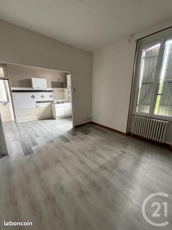 Local commercial 100 m² · à Montluçon · 100 m² · 96 000 €