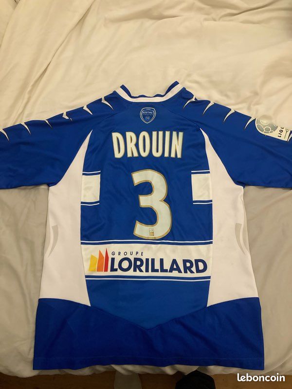 Porte-clés métal maillot foot TROYES ESTAC n°1