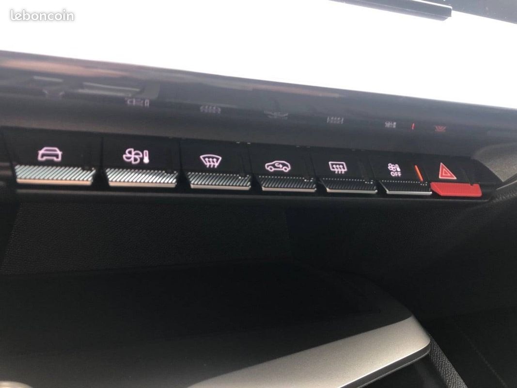 PEUGEOT 408 Hybrid 145 e-DCS6 GT (image 20)
