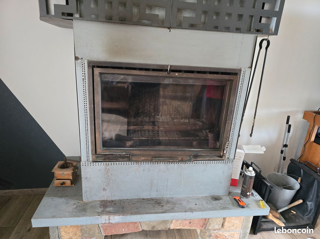 Insert de cheminée (image 1)