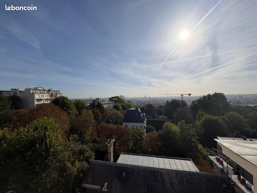 Appartement 4 pièces 90 m² · à Saint-Cloud · 90 m² · 2 105 €/mois