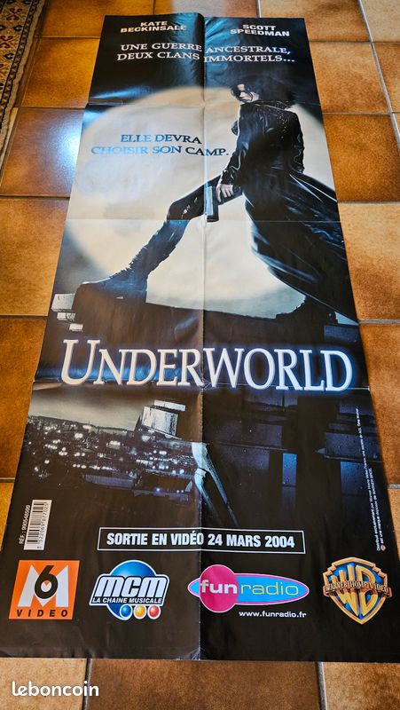 Affiche Underworld ( Kate Beckinsale ) (image 1)