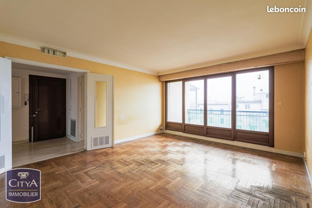 Appartement 3 pièces 73 m² · à Grenoble · 73 m² · 158 000 €