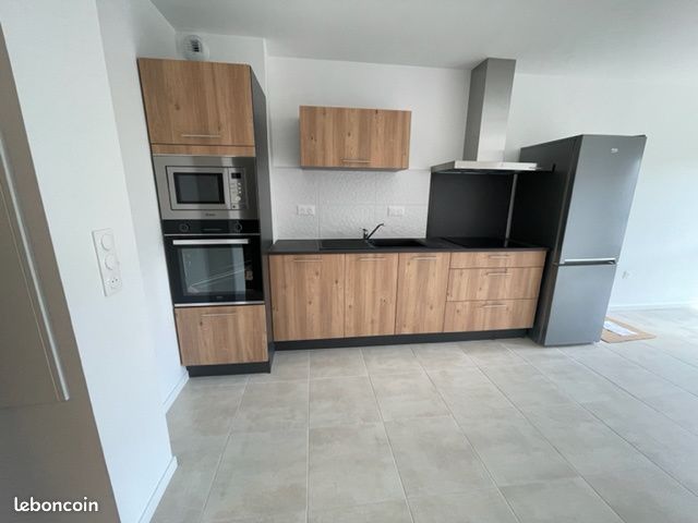 Appartement 2 pièces 46 m² · à Rochefort · 46 m² · 730 €/mois