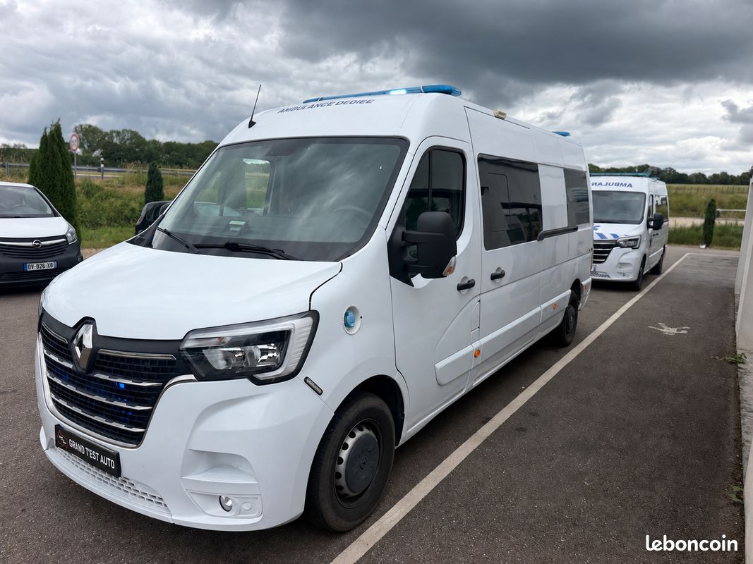 Renault Master L3H2 Ambulance Les Dauphins Type B - EN1789 (image 3)