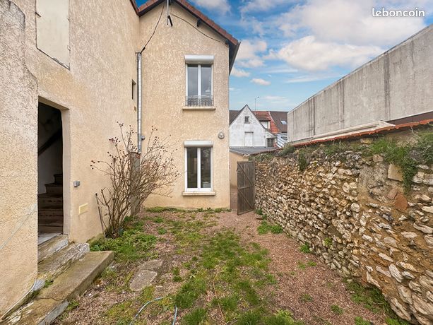 Immeuble 9 pièces 140 m²