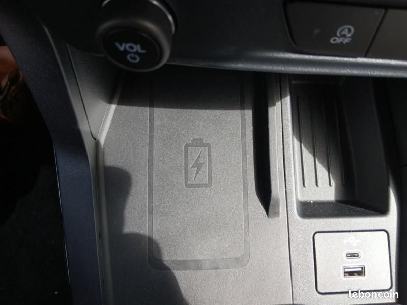 Ford Puma 1.0 EcoBoost Hybrid 125ch Titanium S&S Powershift (image 28)