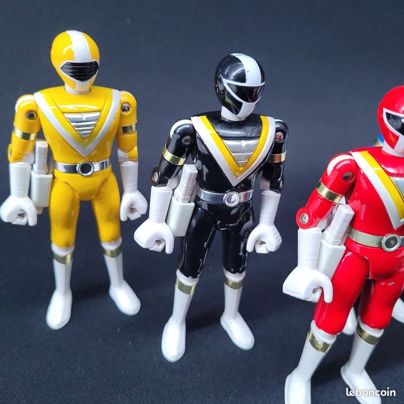 FIGURINE POWER RANGERS Chikyuu Sentai Fiveman Yellow Chogokin BANDAI