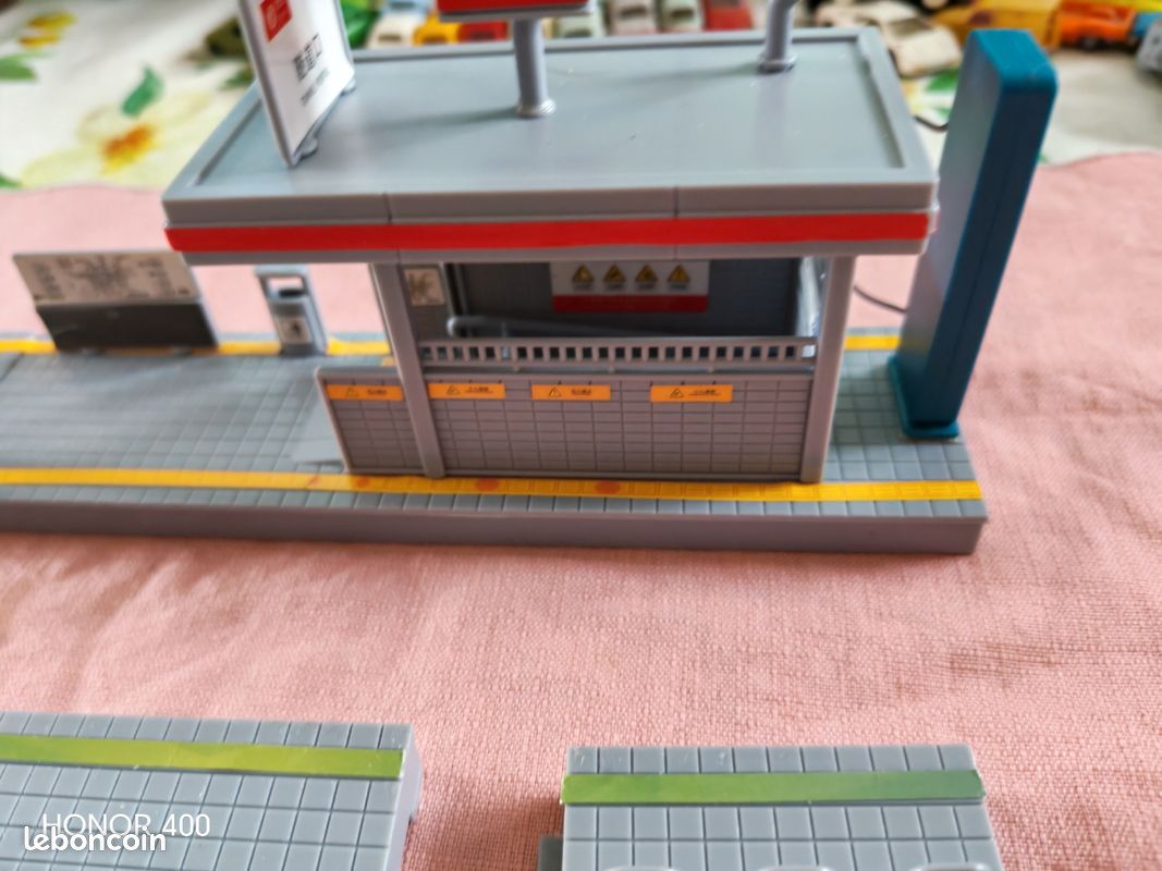 Abaodam Plateau De Métro Miniature – Station Ferroviaire En Modèle Réduit – DIY 24,5x11,5x5,5 Cm – Jouet De Construction Décoratif