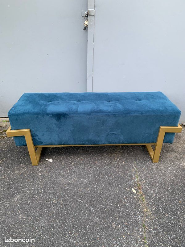Banquette en velours (image 1)