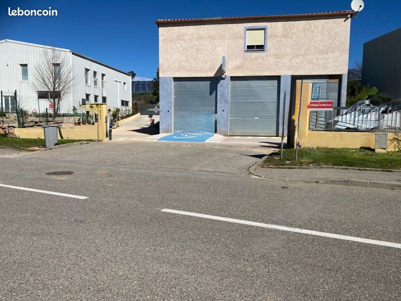Local commercial 1 pièce 20 m² · à Brignoles · 20 m² · 300 €/mois