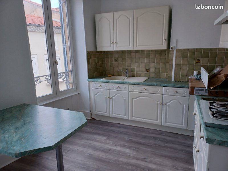 Appartement 2 pièces 38 m² · à Issoire · 38 m² · 480 €/mois