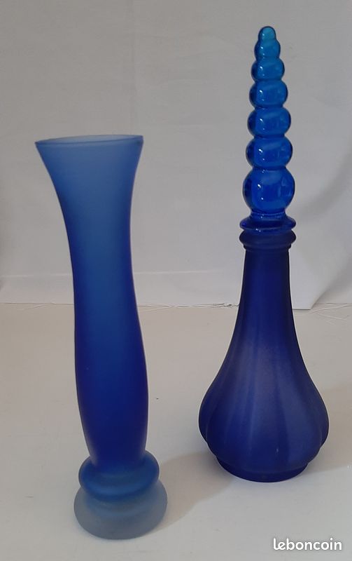 2 petits vases bleus cobalt en verre (image 9)