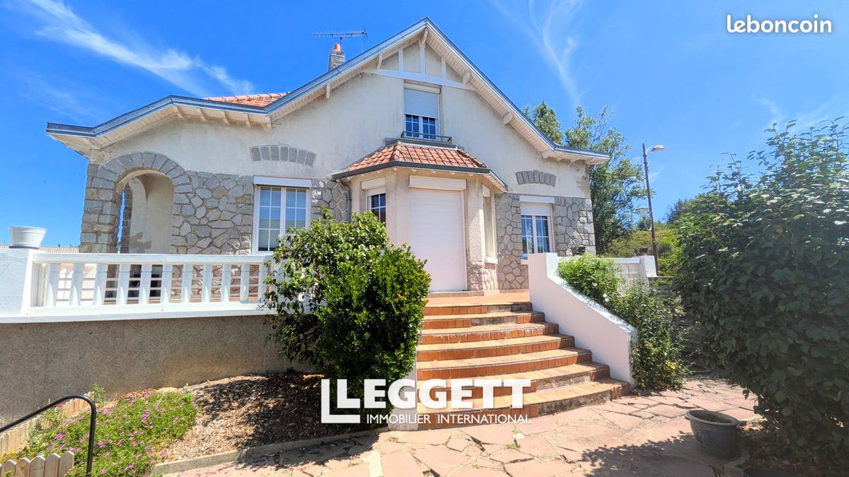 Maison 6 pièces 148 m² · à Saint-Yrieix-la-Perche · 148 m² · 240 000 €