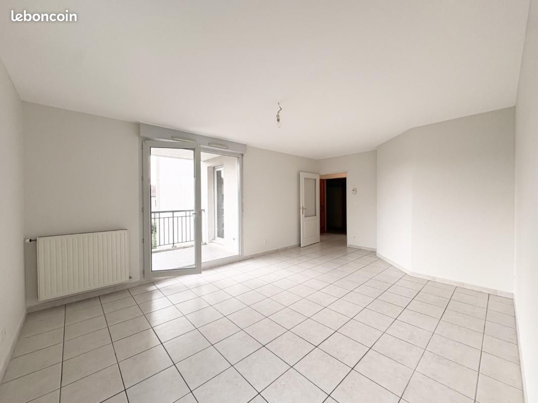 Appartement 2 pièces 46 m² · à Thoissey · 46 m² · 650 €