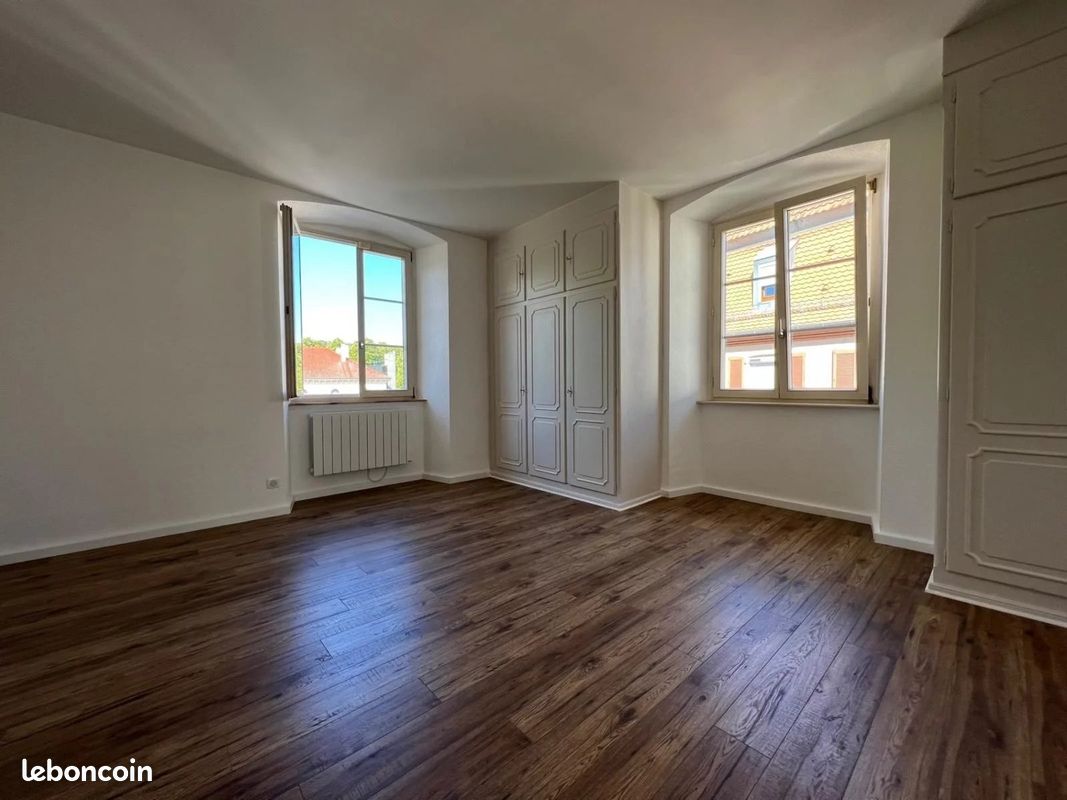 Appartement 4 pièces 107 m² · à Altkirch · 107 m² · 910 €/mois