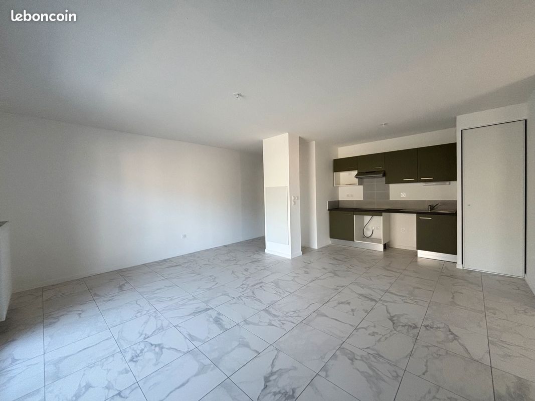 Appartement 3 pièces 63 m² · à Toulouse · 63,2 m² · 901 €