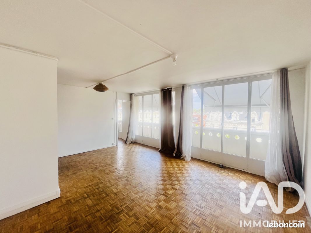 Appartement 2 pièces 45 m² · à Valenciennes · 45 m² · 710 €/mois