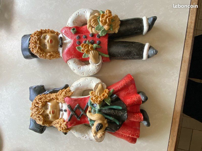 Déco murale personnages alsaciens en pâte à sel (image 1)
