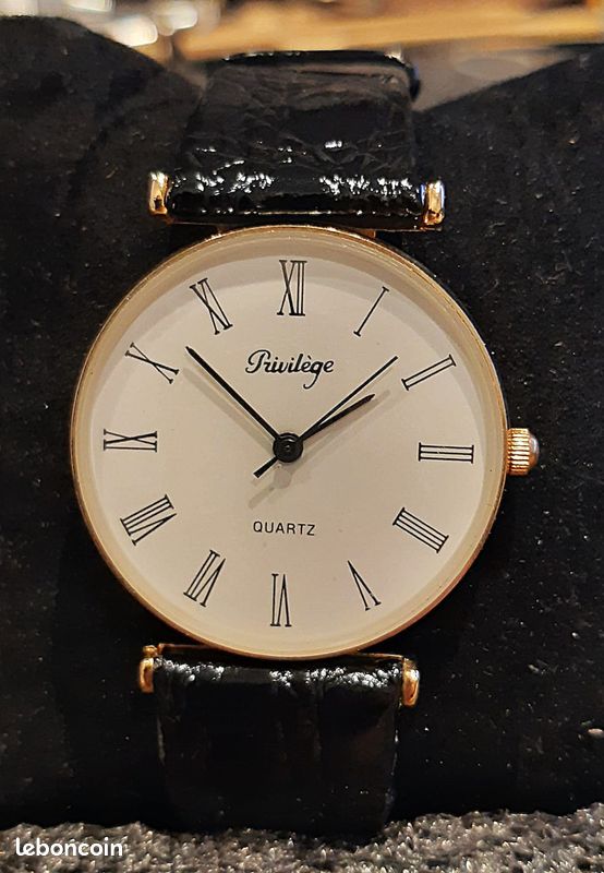 Montre Femme PRIVILEGE à Quartz - Boîtier Doré 30mm - Cadran Blanc Chiffres Romains - Occasion TBE