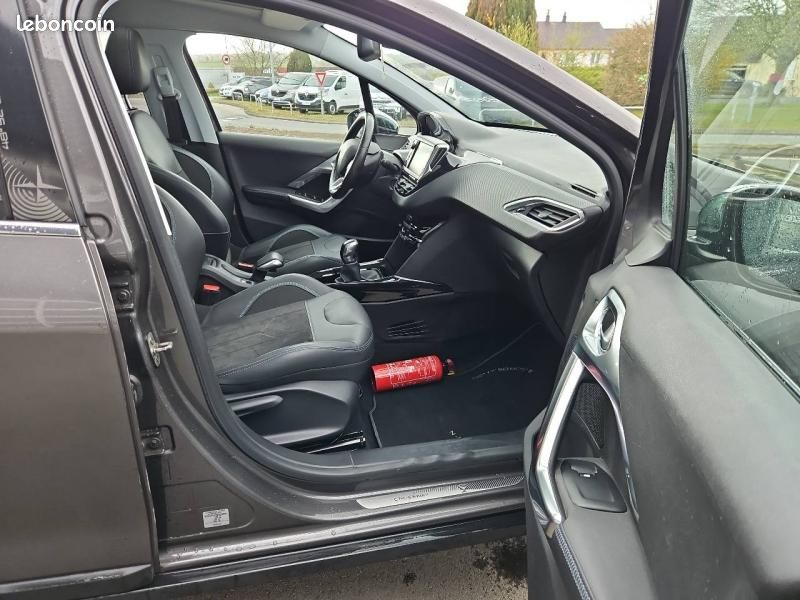 Peugeot 2008 1.5 BlueHDi 100ch E6.c Crossway S&S BVM5 86g (image 7)