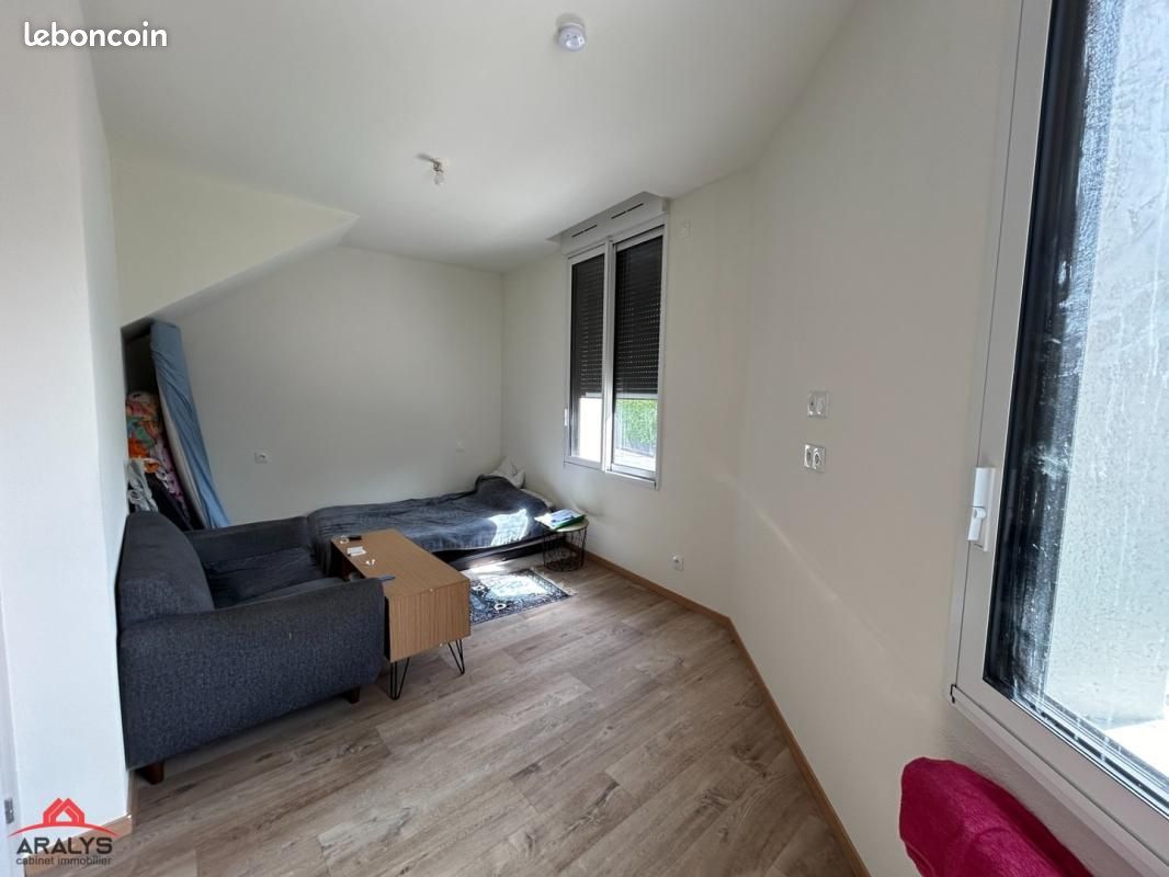 Appartement 1 pièce 26 m² · à Riorges · 26 m² · 370 €