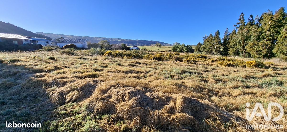 Terrain 400 m² · à Le Tampon · 400 m² · 95 000 €