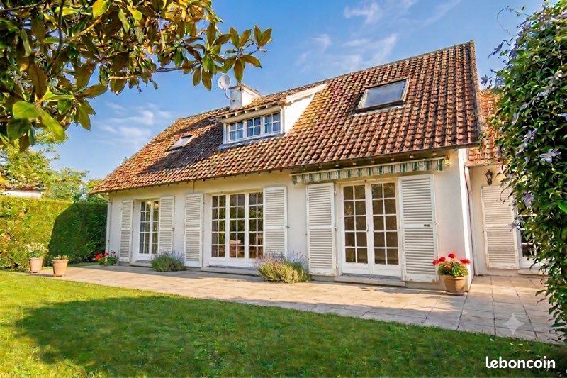Maison 6 pièces 160 m² · à Senlis · 160 m² · 450 000 €