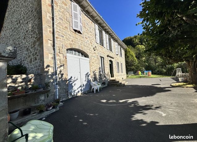 Immeuble 2586 m² LASCELLE