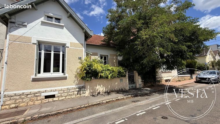 Maison 5 pièces 110 m² — 2