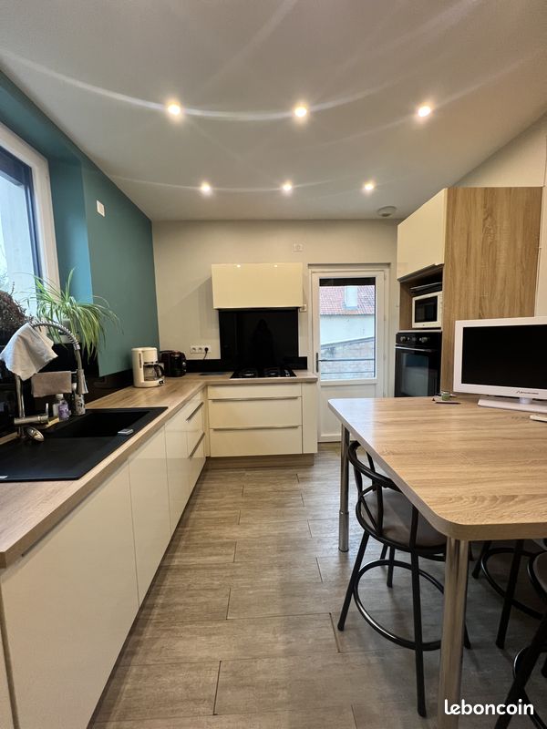 Maison 6 pièces 100 m² · à Derval · 100 m² · 950 €/mois