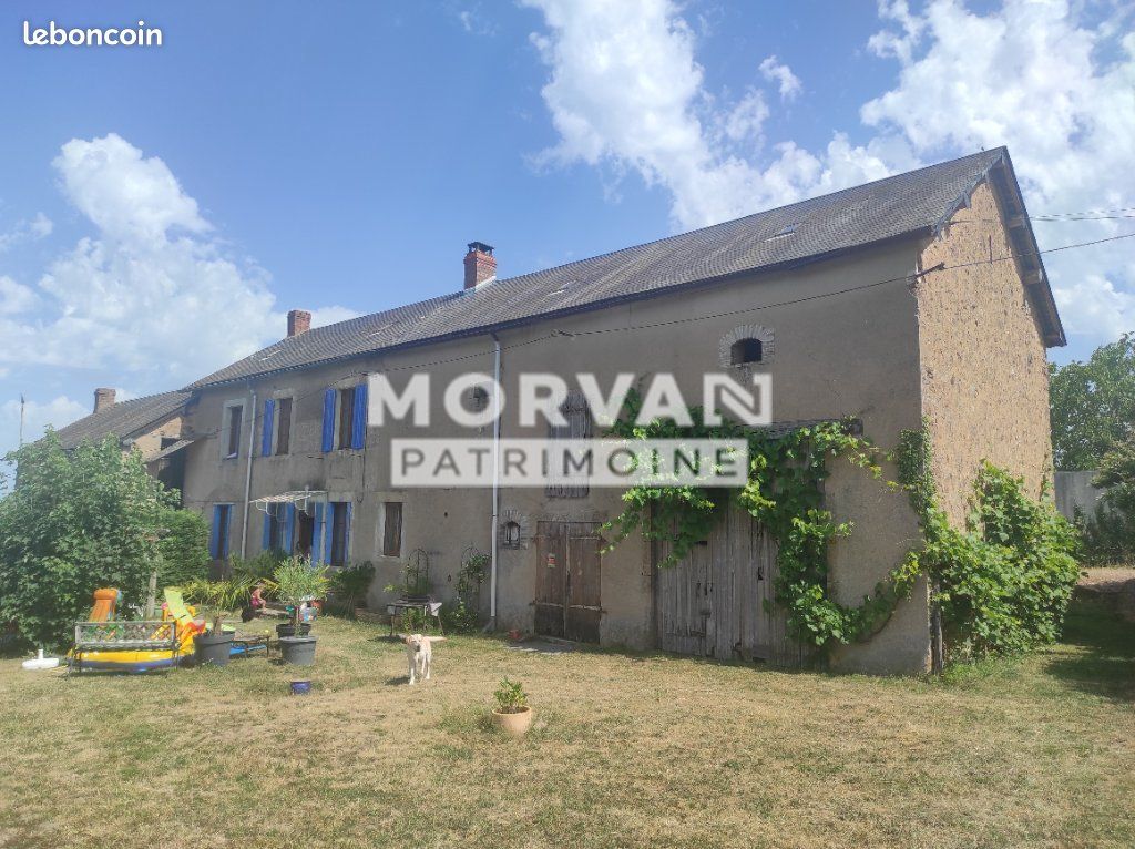 Maison 5 pièces 137 m² · à Montigny-en-Morvan · 137 m² · 135 000 €