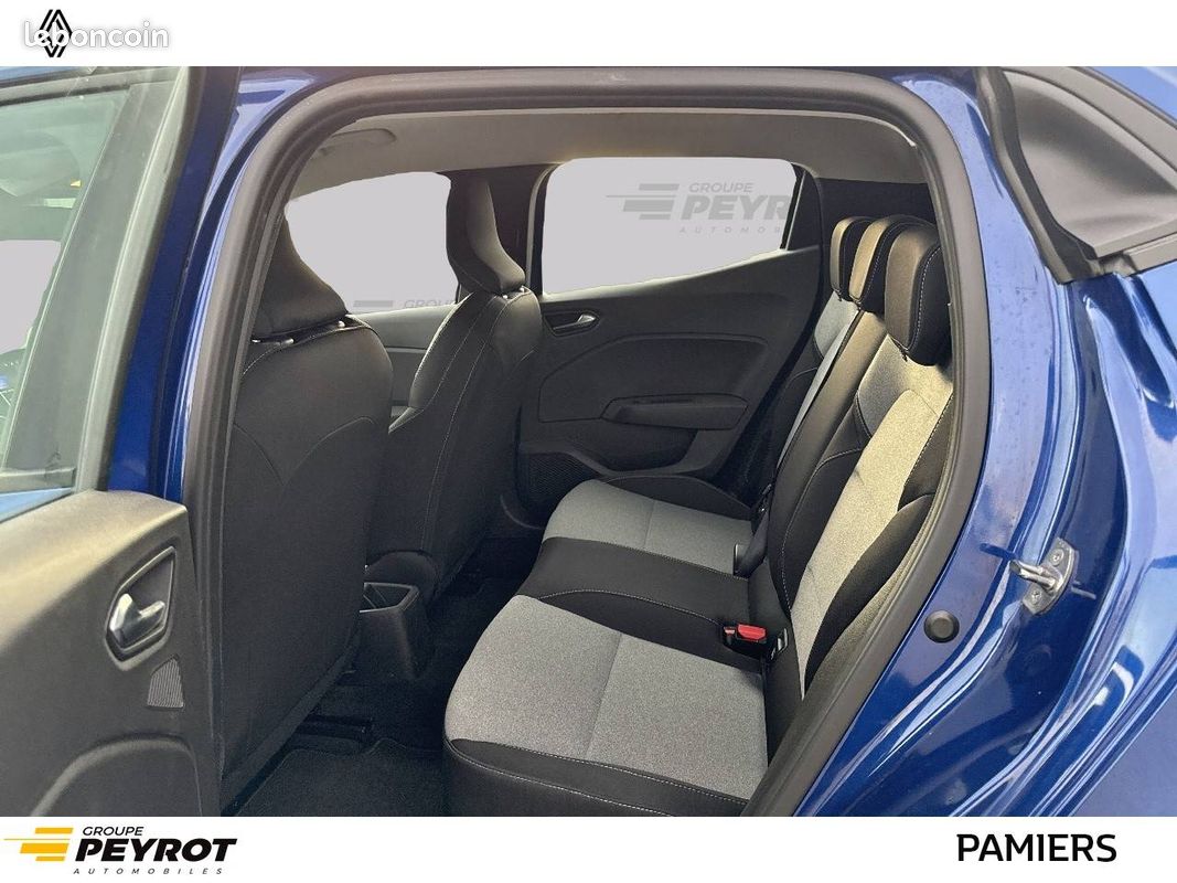 RENAULT Clio E-Tech full hybrid 145 Evolution (image 12)