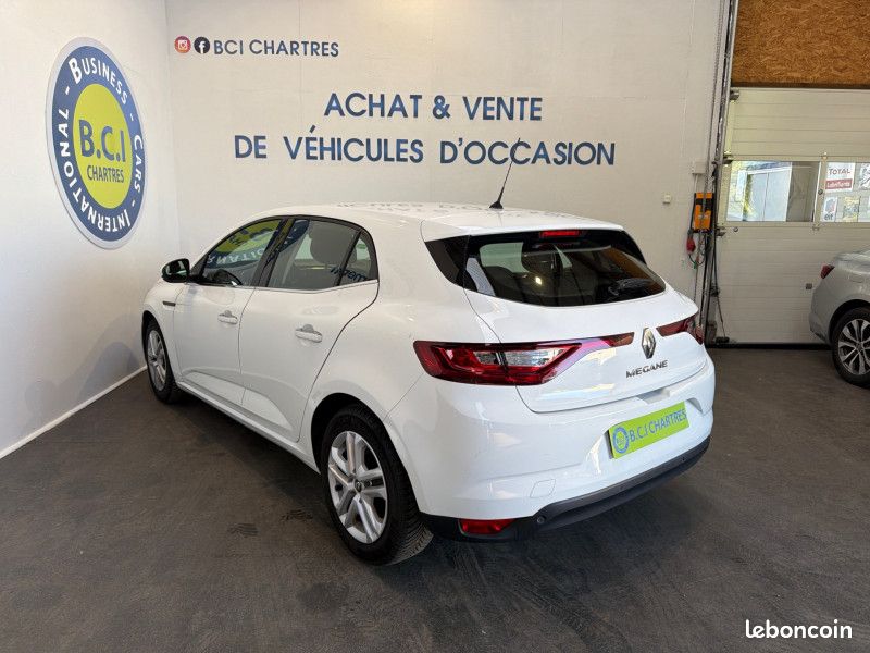 Renault MEGANE IV 1.5 BLUE DCI 115CH BUSINESS (image 11)