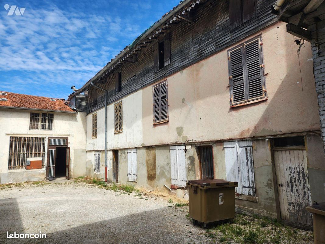Immeuble 530 m² · à Bar-sur-Aube · 530 m² · 35 000 €