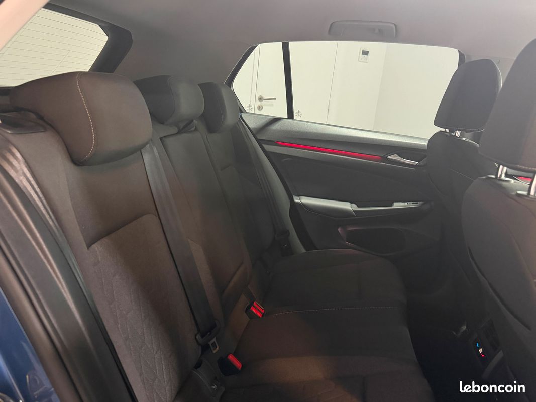 VOLKSWAGEN Golf 1.5 eTSI EVO2 116 DSG7 VW Edition (image 16)