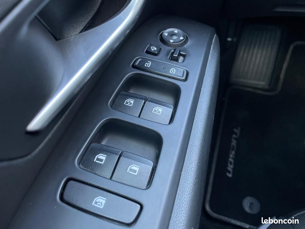 Hyundai Tucson 1.6 T-GDI 230 Hybrid BVA6 Business (image 12)