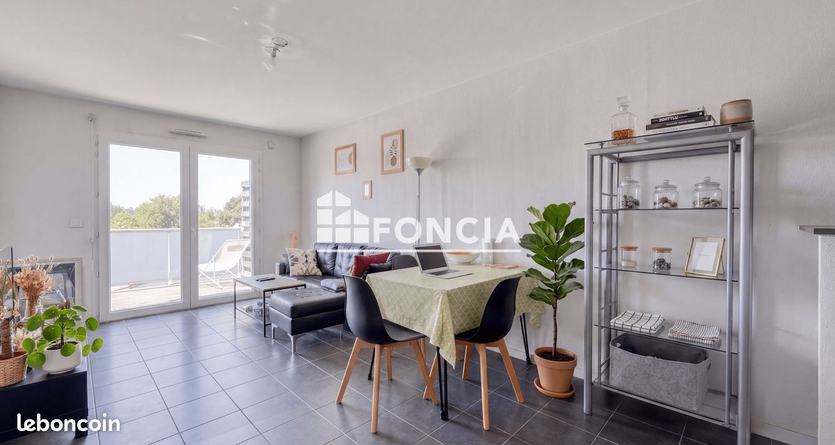 Parking 2 pièces 42 m² · à Eysines · 42 m² · 150 000 €