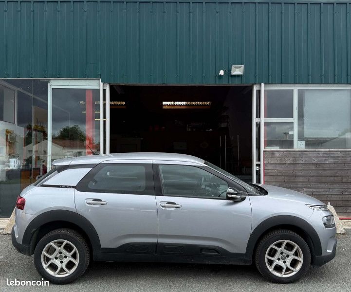 Citroen C4 CACTUS BLUEHDI 100CH S&S FEEL E6.D-TEMP (image 4)