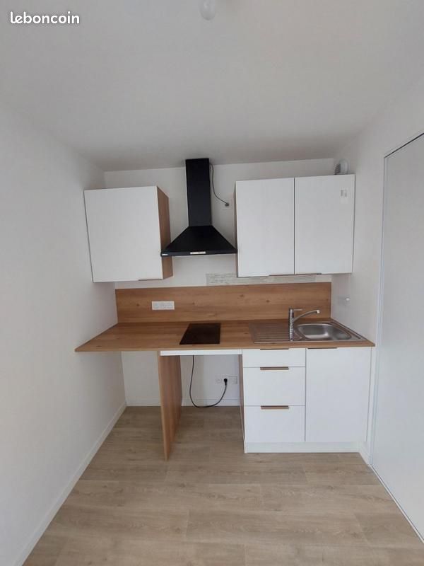 Appartement 1 pièce 29 m² · à Bonchamp-lès-Laval · 29 m² · 395 €/mois
