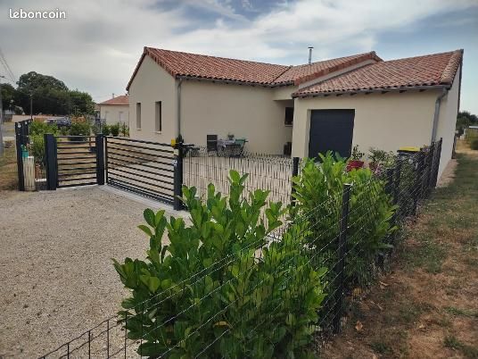 Maison 4 pièces 85 m² · à Savigné · 85 m² · 258 000 €