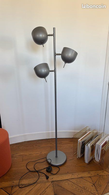 Lampadaire gris argent, 3 lumières (image 1)