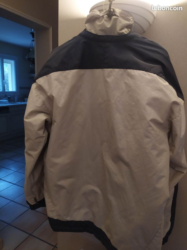 Veste hiver taille S (image 1)