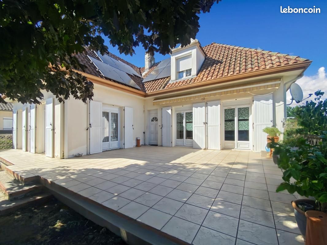 Maison 6 pièces 168 m² · à Labastide-Saint-Pierre · 168 m² · 265 000 €