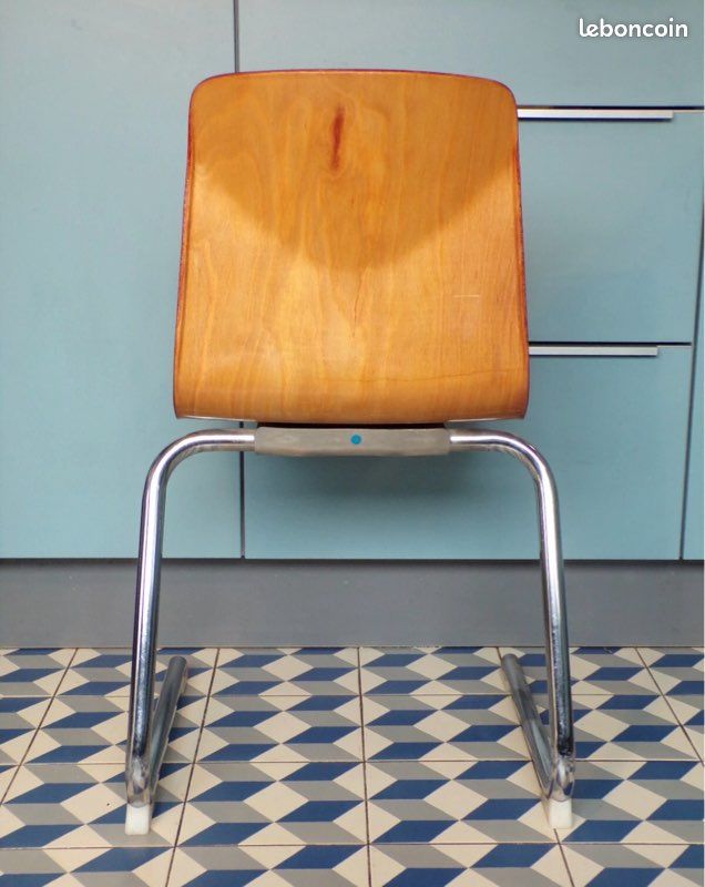 CHAISE cantilever THUR-OP-SEAT-GALVANITAS-PAGHOLZ-pagwood-DESIGN 70-FLÖTOTTO (image 4)