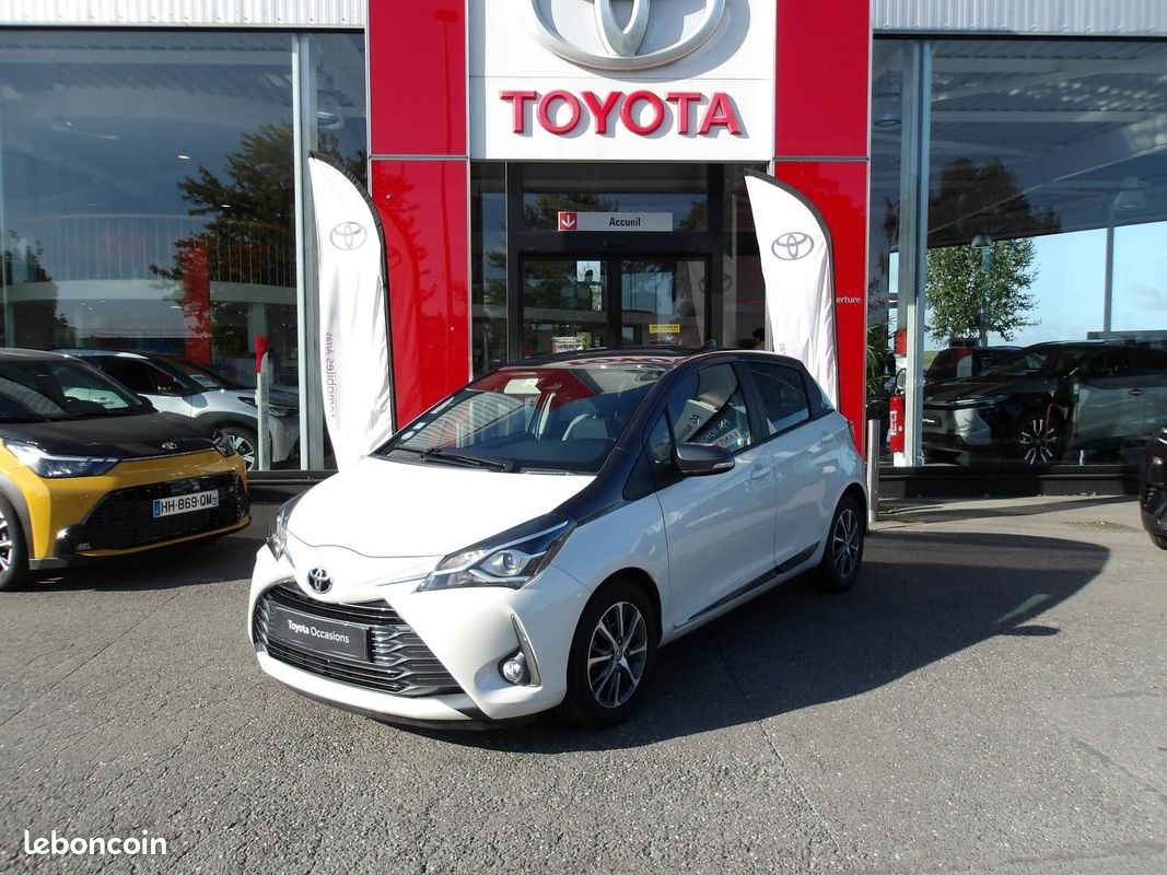 Toyota Yaris 110 VVT-i Design Y20 CVT 5p RC19 (image 14)
