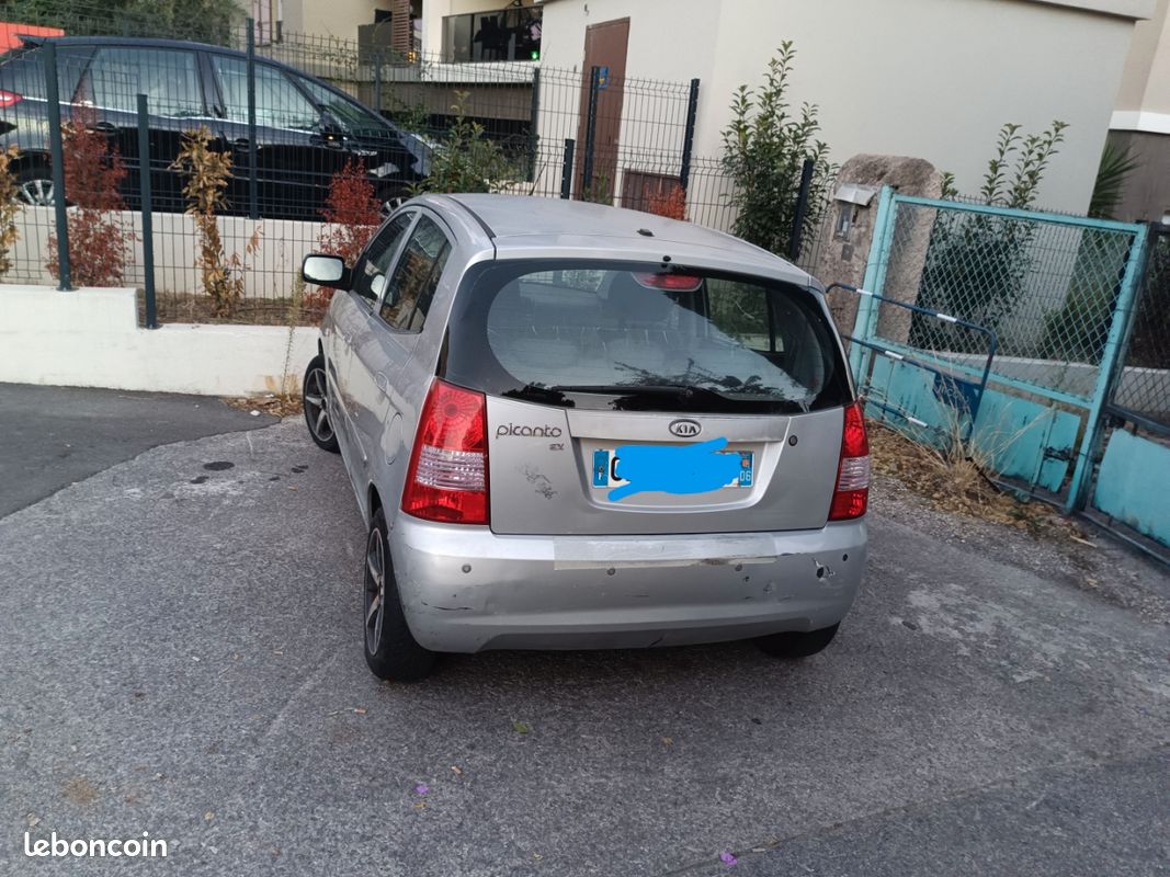 Kia Picanto année 2004, 1,1 litres, Lx , 65cv, 160000 km, 2300 (image 1)