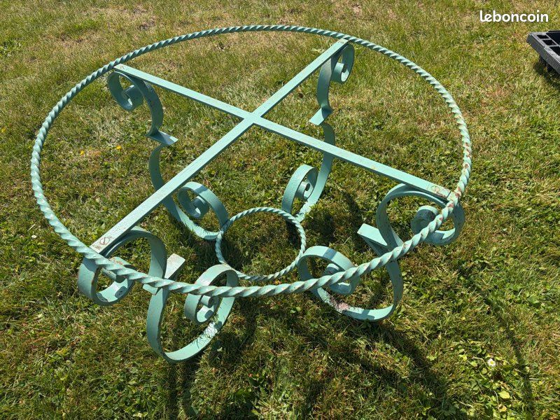 Piètement de table basse (image 1)