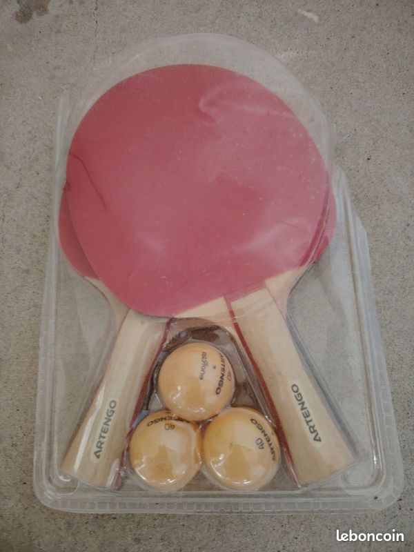 Lot de raquettes de ping pong (image 1)